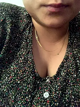 hotladki5 online show from December 3, 9:07 am