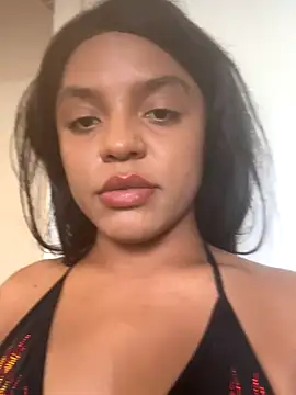 xoeewinters online show from November 23, 7:35 pm