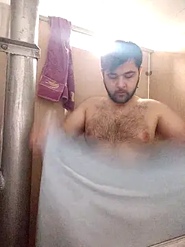 Snapshot of Koma001 chatting on November 26, 4:35 am Koma001 online show from November 26, 4:35 am