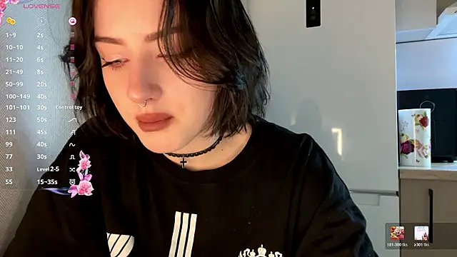 Meowluly online show from February 18, 1:51 pm