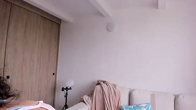 valerie7moon online show from July 12, 2:41 pm