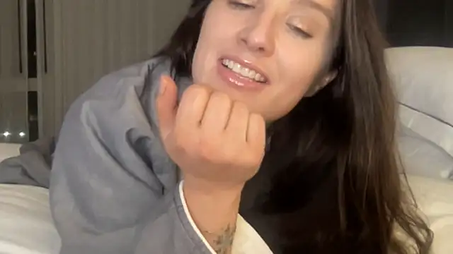 MysteriousMadam online show from April 1, 12:55 am