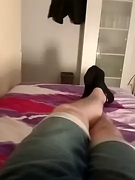 Snapshot of BushedScreed chatting on April 11, 7:51 pm BushedScreed online show from April 11, 7:51 pm