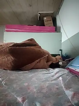 LianLaz online show from November 27, 5:09 am