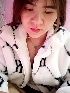 Lily-ross22 online show from January 9, 12:13 am