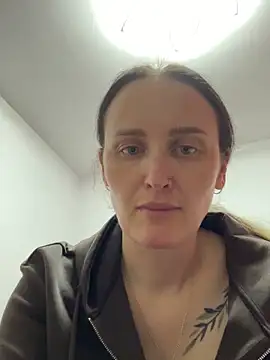 TomilaSi online show from December 13, 8:25 pm