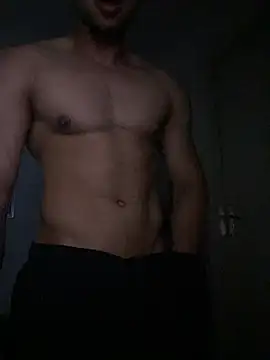 Snapshot of MoreninhoMagrinho chatting on December 5, 3:37 am MoreninhoMagrinho online show from December 5, 3:37 am