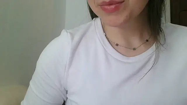 Snapshot of mery_lou2025 chatting on December 16, 5:29 pm mery lou2025 online show from December 16, 5:29 pm