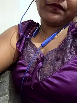 Tamil Smiley Queen online show from January 5, 6:00 pm