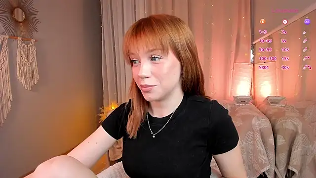 Snapshot of SunRisee_ chatting on February 28, 5:03 pm SunRisee online show from February 28, 5:03 pm