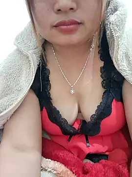 Snapshot of mai-mai-97 chatting on January 9, 11:57 am mai-mai-97 online show from January 9, 11:57 am