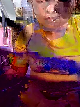 Snapshot of mai-mai-97 chatting on February 16, 9:49 am mai-mai-97 online show from February 16, 9:49 am