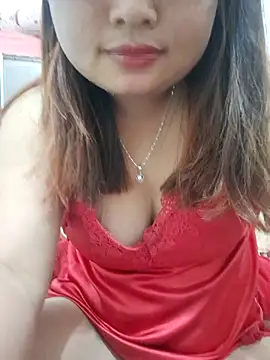 Snapshot of mai-mai-97 chatting on February 17, 1:24 am mai-mai-97 online show from February 17, 1:24 am