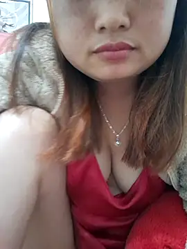 Snapshot of mai-mai-97 chatting on February 18, 2:02 pm mai-mai-97 online show from February 18, 2:02 pm