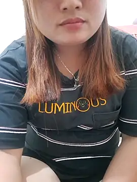 Snapshot of mai-mai-97 chatting on February 28, 8:48 am mai-mai-97 online show from February 28, 8:48 am