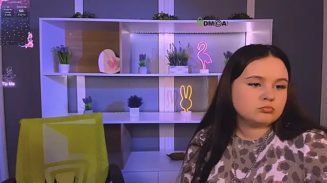 candy flossie1 online show from April 6, 10:44 pm