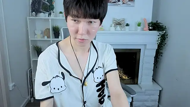 Snapshot of YugoAsian chatting on November 30, 12:42 pm YugoAsian online show from November 30, 12:42 pm