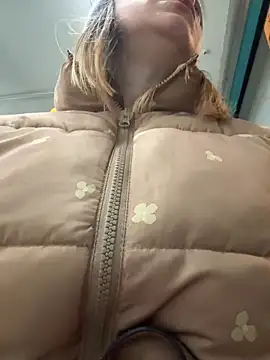 Brooke lover online show from April 4, 6:49 pm