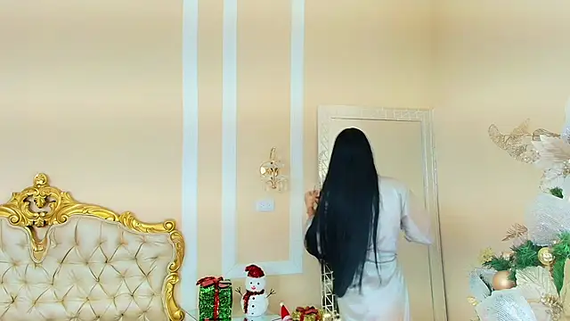 Snapshot of HallieStone chatting on January 6, 12:09 pm HallieStone online show from January 6, 12:09 pm