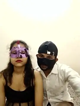 Sexy komal02 online show from December 15, 1:59 pm