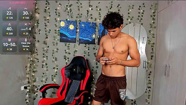 LiamVibes212 online show from March 22, 1:47 pm