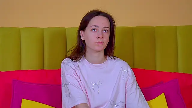 LilyLanes online show from December 21, 6:42 am