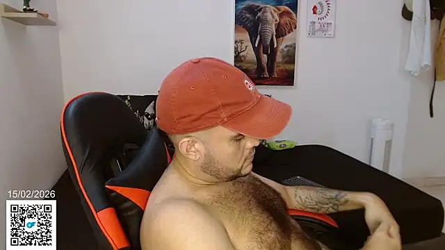 holegape online show from February 15, 9:00 pm