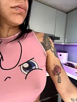 SaraAndrade  online show from April 8, 3:34 pm