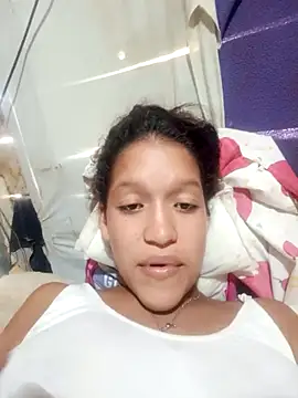 Snapshot of rachelbunny_and_kevin chatting on December 2, 5:08 pm rachelbunny and kevin online show from December 2, 5:08 pm