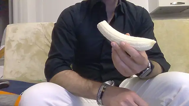 Eroshotlicker online show from April 16, 9:39 pm