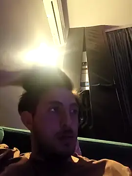 Razvan696969 online show from March 11, 10:27 pm