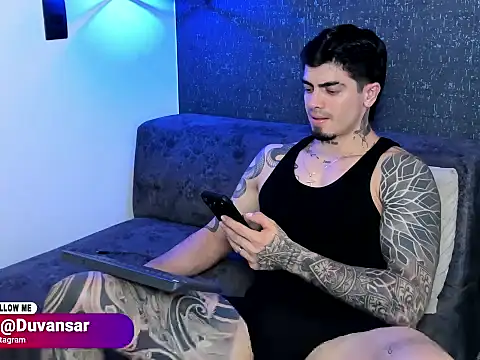 Snapshot of _mrcock__ chatting on May 21, 5:36 am mrcock online show from May 21, 5:36 am