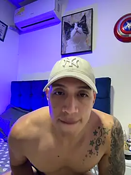 OliverWest04 online show from November 25, 9:31 am