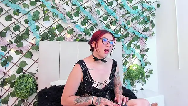 CharlotteBlossom online show from January 13, 8:14 pm