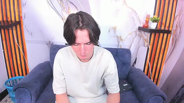 Snapshot of Aaron_LatinMen2 chatting on November 28, 3:53 am Aaron LatinMen2 online show from November 28, 3:53 am