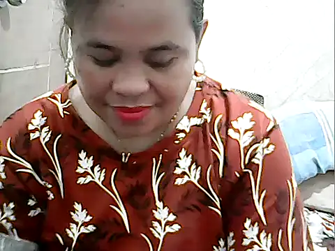 cutechubby online show from March 8, 10:24 pm
