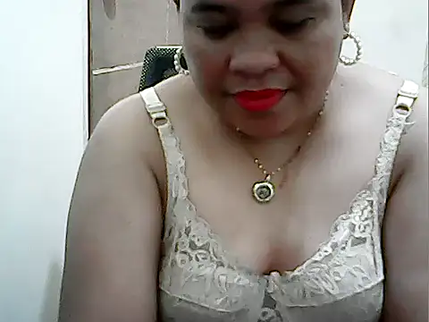cutechubby online show from March 11, 10:49 pm