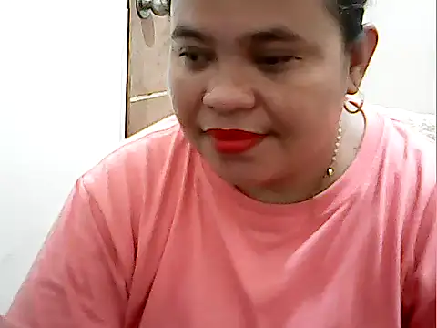 cutechubby online show from March 28, 12:43 am