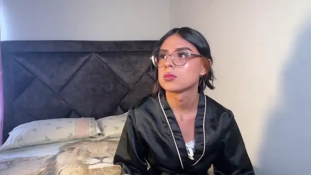 Snapshot of Nathalie_spencer2 chatting on January 11, 3:28 pm Nathalie spencer2 online show from January 11, 3:28 pm