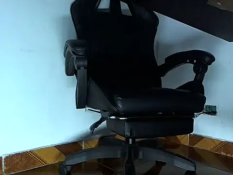 Alphacashmaster777 online show from April 1, 6:14 am