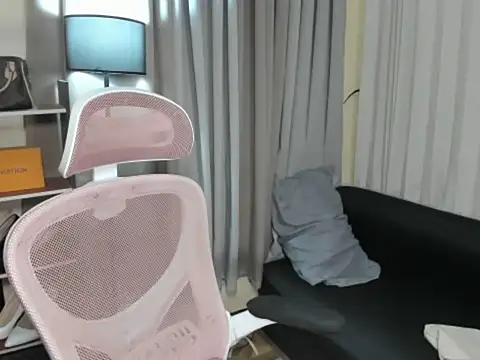 TsUncutMegan online show from December 15, 7:29 pm