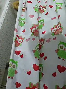 Alvarezz0202 online show from February 24, 4:54 am