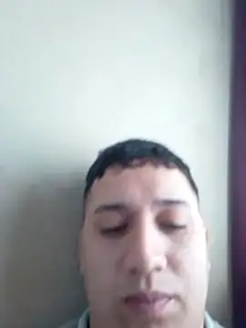 Snapshot of Alvarezz0202 chatting on June 6, 12:43 pm Alvarezz0202 online show from June 6, 12:43 pm