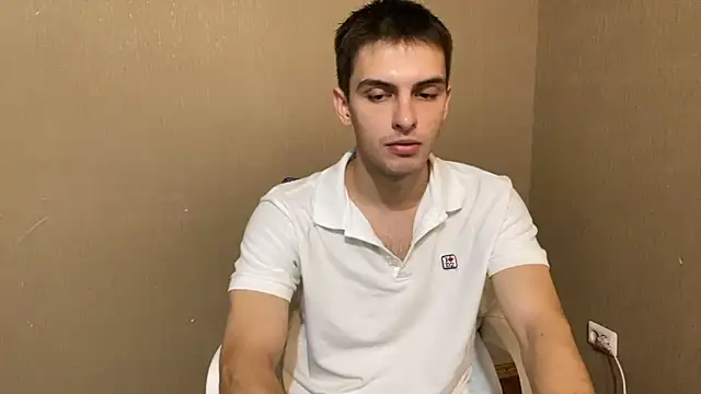 Snapshot of joshnovaq chatting on July 16, 11:33 pm joshnovaq online show from July 16, 11:33 pm