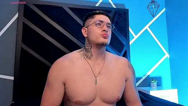 ArturFrostt online show from December 16, 11:26 am