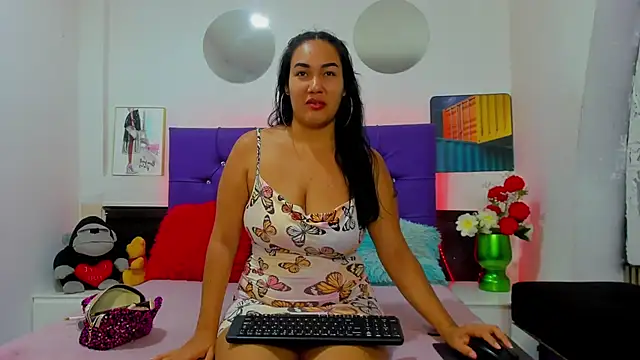 AzumiWalker online show from February 11, 1:16 pm