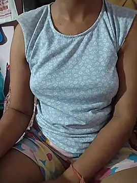 RASHMI SHARMA9 online show from July 3, 5:19 pm