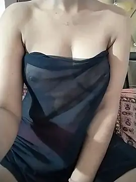 RASHMI SHARMA9 online show from July 26, 12:56 pm