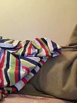    Hannah    online show from December 15, 12:37 am