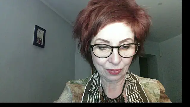 Snapshot of Kelly_Flurr chatting on December 17, 9:15 am Kelly Flurr online show from December 17, 9:15 am